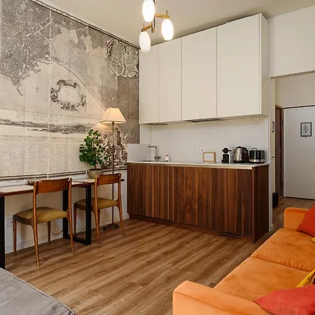 San Babila - Visconti Di Modrone Charme Apartment *
