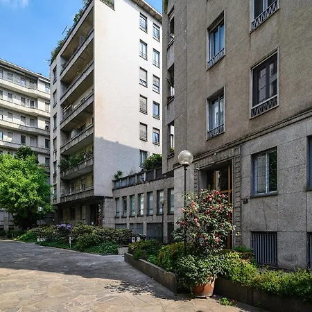 Apartment San Babila - Visconti Di Modrone Charme Milan